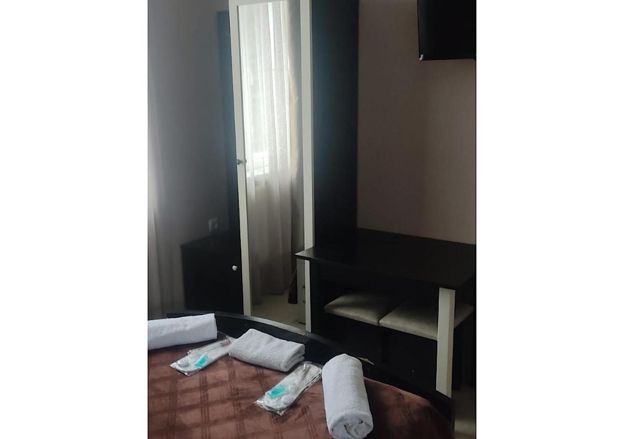 Hotel Lux Tbilisi Exterior photo